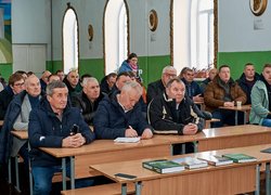 Збереження родючості ґрунтів у період кліматичних викликів і воєнного часу: фахова дискусія аграріїв