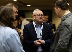 Чорнозем під мікроскопом часу: 60-річний польовий дослід УНУ презентовано на конференції «Рослинництво 2026. Наука та магія»