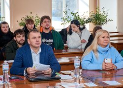 В УНУ обговорили сталий розвиток агросфери та безпеку суспільства