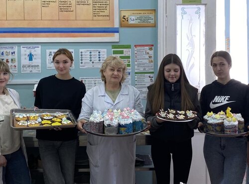 БЛАГОДІЙНА ЯРМАРКА «ВЕЛИКОДНІ ДИВА»