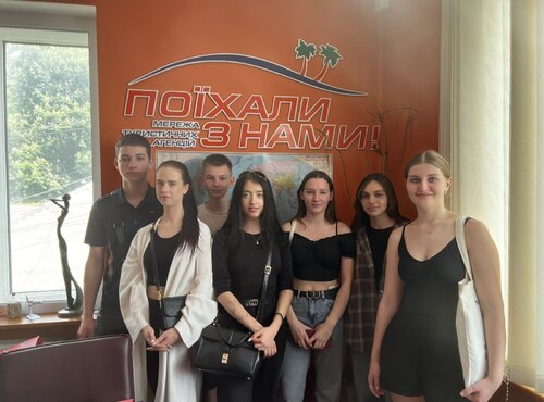 Світ туризму зсередини: практичний досвід та реальна співпраця зі стейкхолдерами 