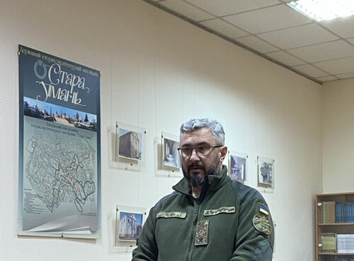 Зустріч викладачів кафедри соціально-гуманітарних і правових дисциплін із відомим істориком, журналістом і військовослужбовцем НГУ Вахтангом Кіпіані