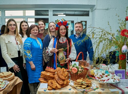 Факультет економіки, підприємництва та інформаційних технологій долучився до ярмарку «Великодні дива»