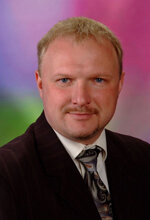 Андрющенко Андрій Миколайович, директор ВСП &laquo;Тальнівський будівельно-економічний фаховий коледж Уманського національного університету&raquo;, кандидат економічних наук, доцент